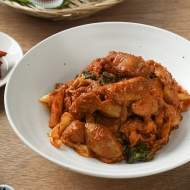 춘천직배송 더담은 닭다리살 춘천닭갈비 500g+500g